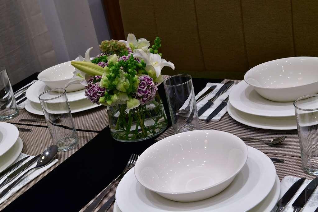 Tulip Inn Naya Algiers 餐厅 照片